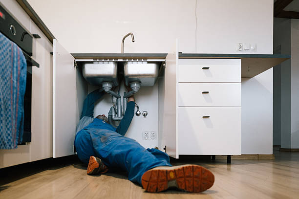 Professional Drain Cleaning technician working in Waverly, IL